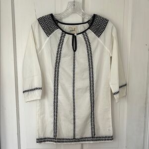 Black and White Embroidered Tunic Top